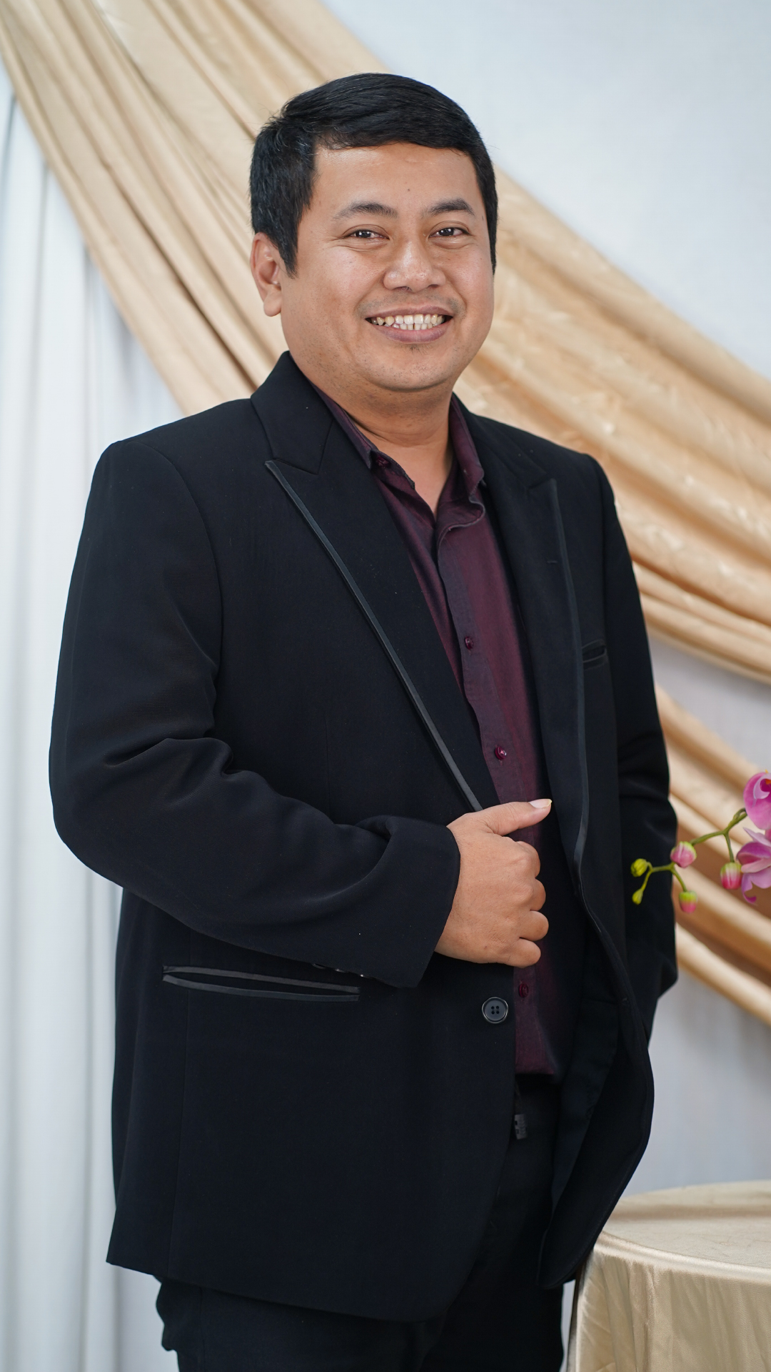 TU-MR.GALE-1